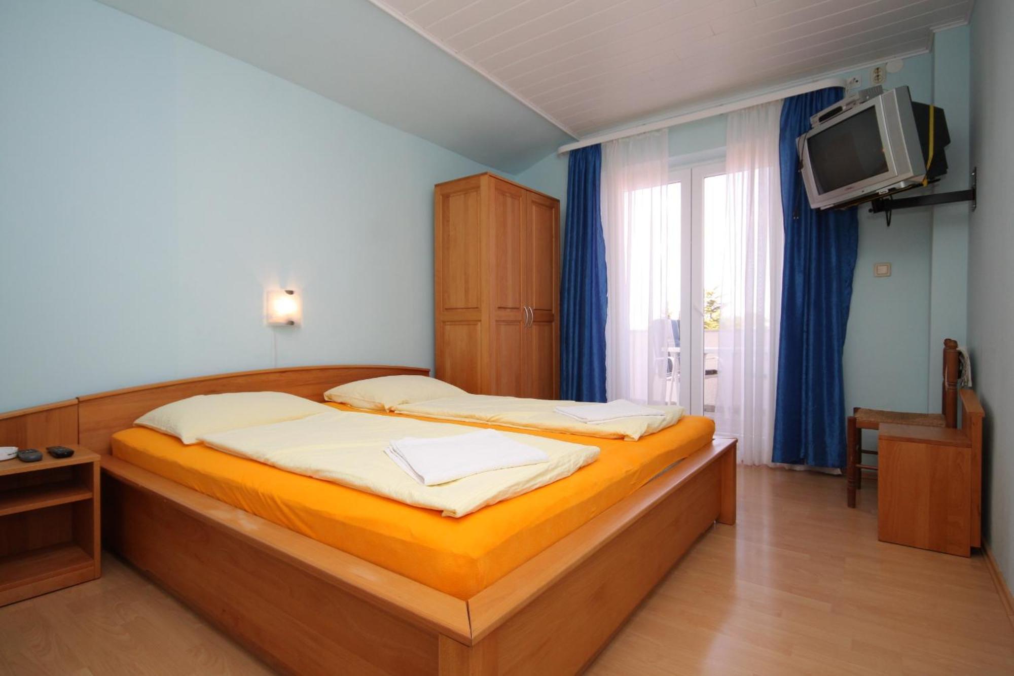 Rooms With A Swimming Pool Peroj, Fazana - 2235 Экстерьер фото